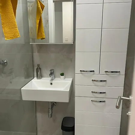 Ns Free Parking Apartament Novi Sad