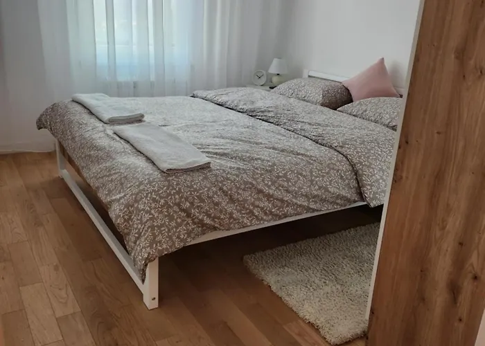 Ns Free Parking Apartman *